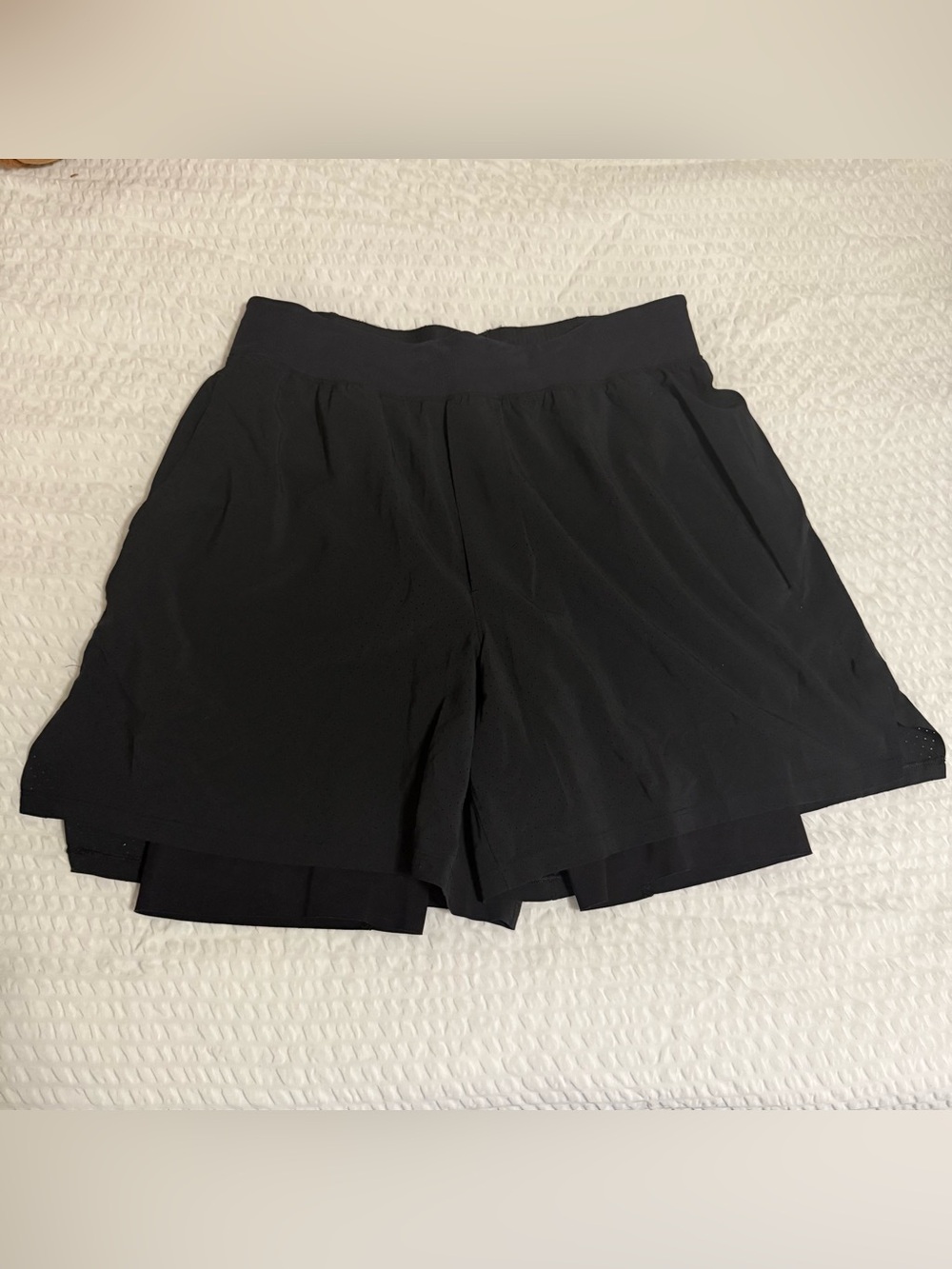 Lululemon Men's Black Layered Athletic Shorts